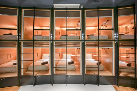 bunk bed