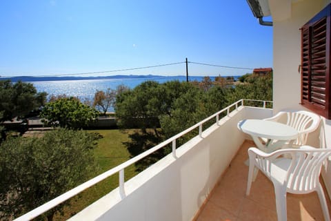 Garden view, Sea view