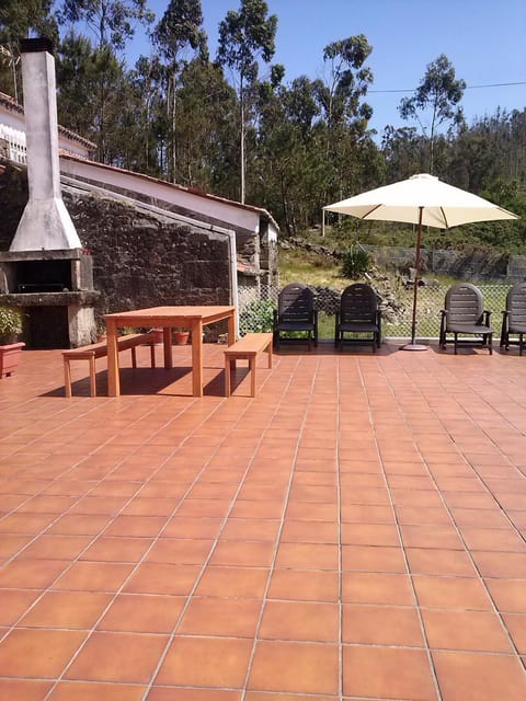Patio, BBQ facilities