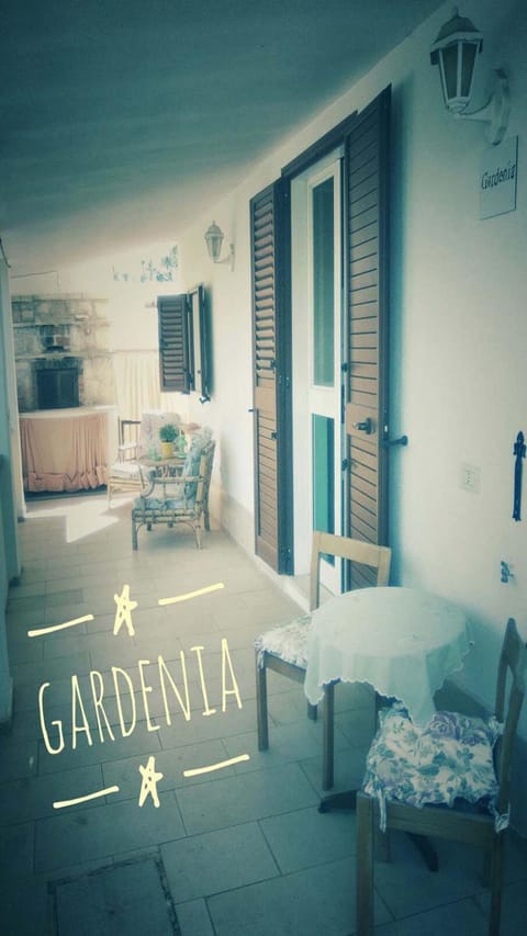 Staff, Facade/entrance, Garden, Balcony/Terrace, Other, Decorative detail, Garden view, Family