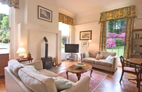 Warwick Hall Bed and Breakfast in England
