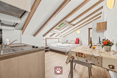 Kitchen or kitchenette, Living room, Dining area, Bedroom