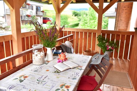 Patio, Day, Garden, View (from property/room), Balcony/Terrace, Garden view
