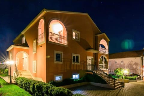 B-2you Apartment in Trogir