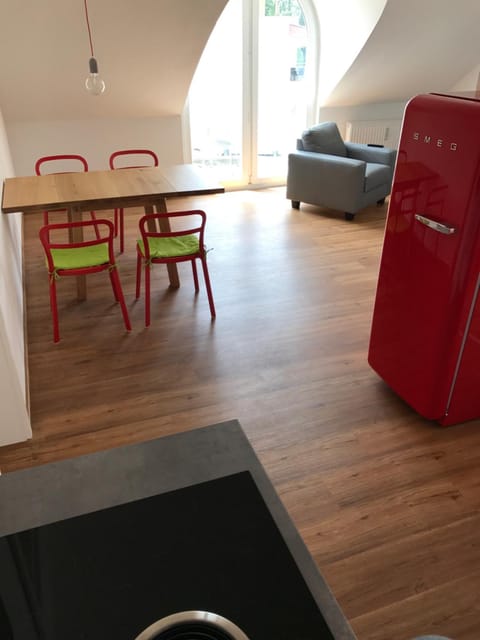 Balcony/Terrace, Living room, Seating area, Dining area