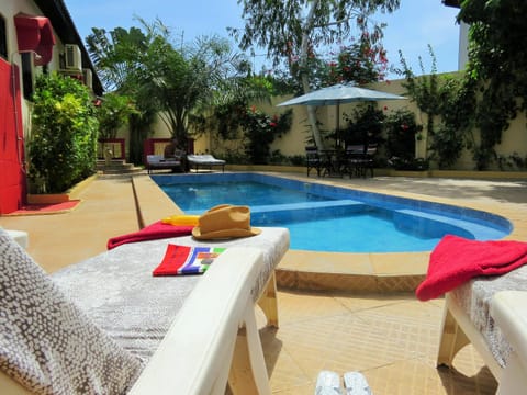 Swimming pool