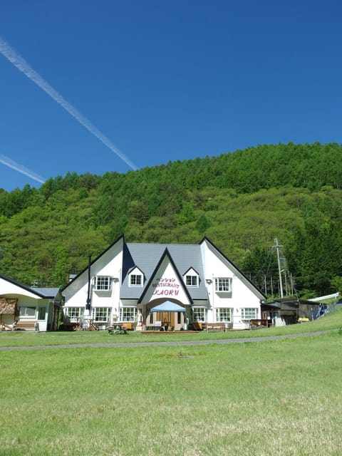 Property building, Day, Natural landscape, Mountain view