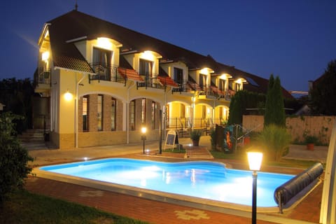 Property building, Facade/entrance, Swimming pool, Swimming pool