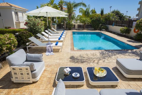 Patio, Balcony/Terrace, Area and facilities, Swimming pool