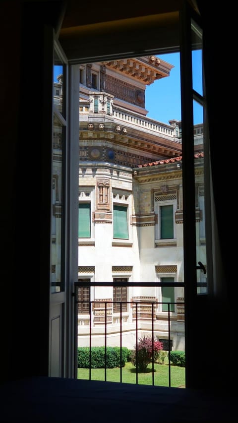 Property building, Bird's eye view, View (from property/room)