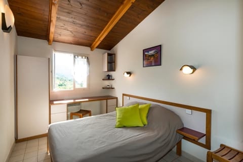 Vacances Leo Lagrange - Le Village des Lavandes Campground/ 
RV Resort in Provence-Alpes-Côte d'Azur