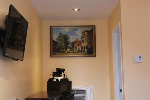 Coffee/tea facilities