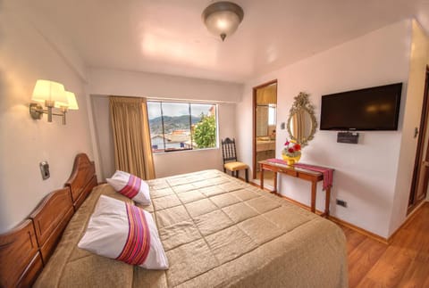Bed, Bathroom, TV and multimedia, internet, internet, safe, safe