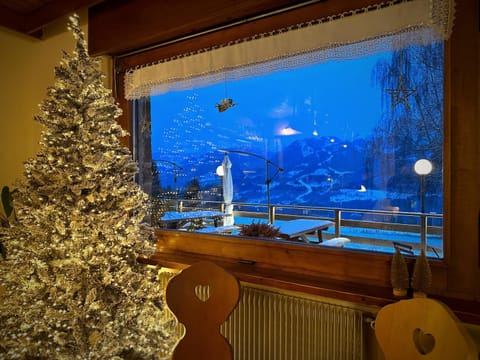 Winter, Entertainment