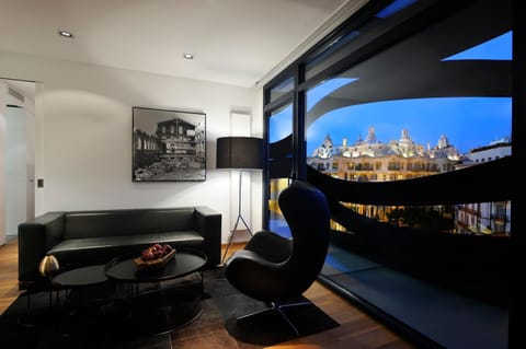 View (from property/room), Living room, Seating area
