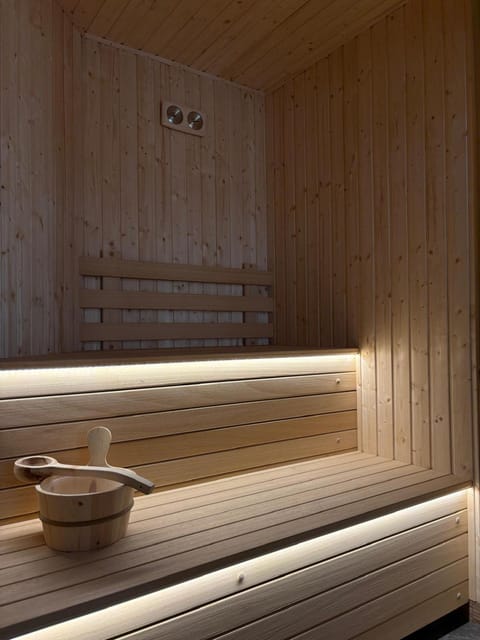 Sauna, Spa and wellness centre/facilities