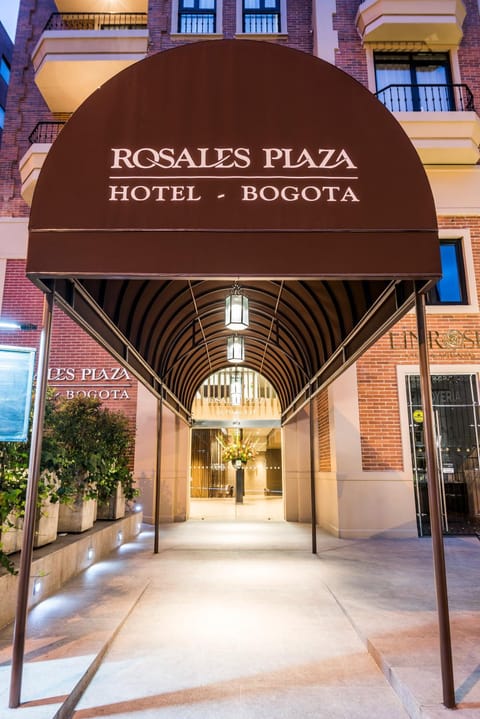 Property building, Facade/entrance, Property logo or sign, Bird's eye view
