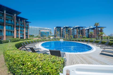 Property building, Summer, Swimming pool