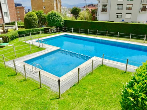 Off site, Swimming pool, Swimming pool