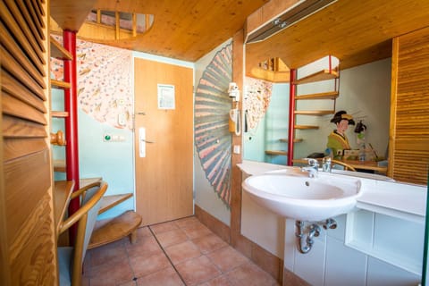 Bathroom, Photo of the whole room