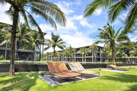 Luxury Oceanfront_pool access apartment Apartment in Mai Khao