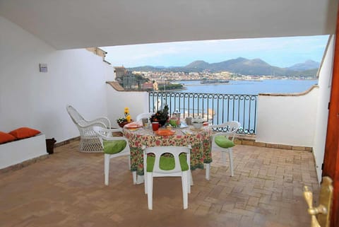 Patio, Sea view