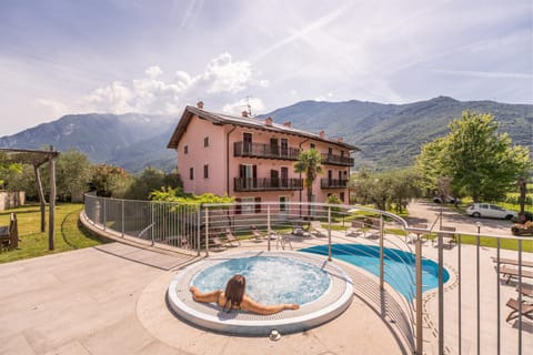 Property building, Garden, Hot Tub, View (from property/room), Swimming pool