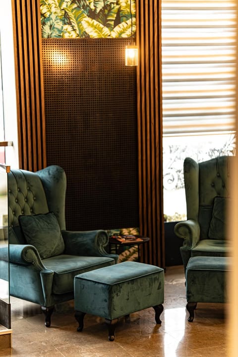 Property building, Lobby or reception, Seating area