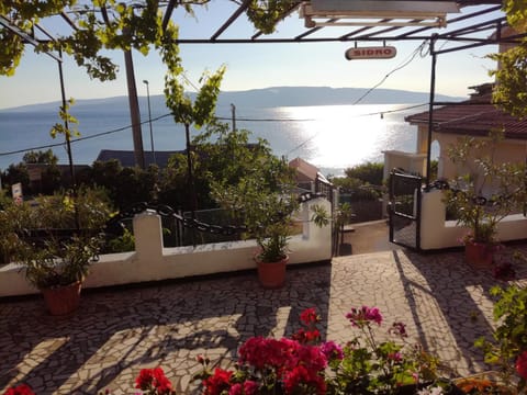 View (from property/room), Balcony/Terrace, On site, Sea view