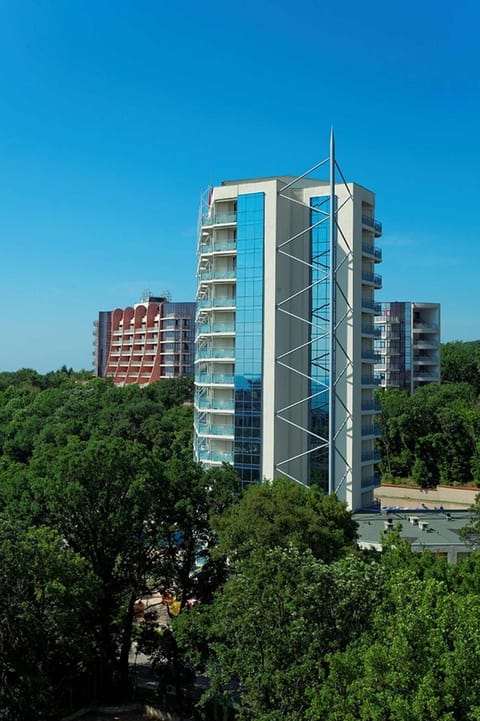 Property building, Decorative detail