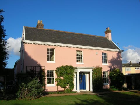 Grange Farm House Bed and Breakfast in Felixstowe