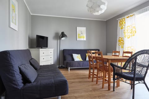 TV and multimedia, Balcony/Terrace, Living room, Photo of the whole room