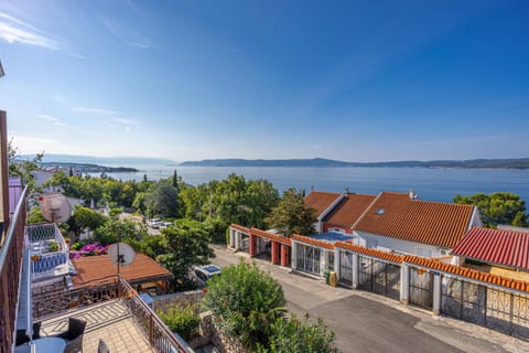 View (from property/room), Sea view, Street view