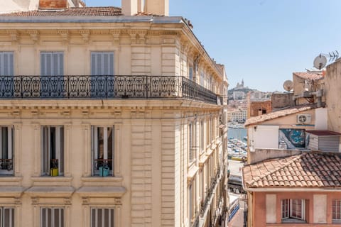 View (from property/room), City view