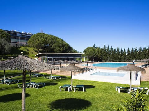 Garden, Swimming pool, Swimming pool