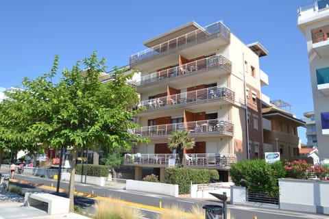 Property building, Facade/entrance, Neighbourhood