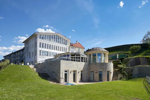 Property building, Nearby landmark