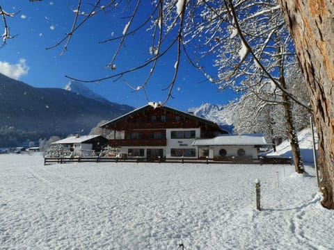 Gästehaus Almblick Apartment in Schönau am Königssee