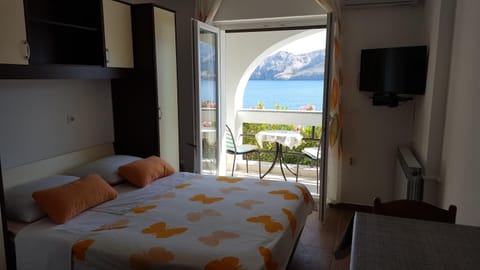Dining area, Bedroom, Sea view