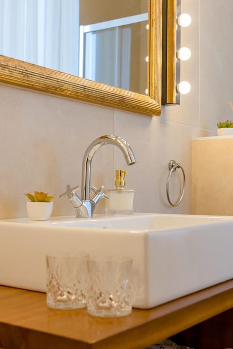 Deluxe Rooms Tramonto Bed and Breakfast in Split