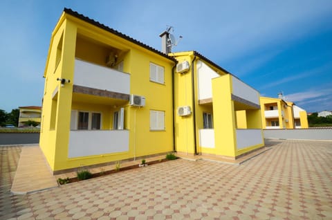 Apartments Dario Apartment in Medulin