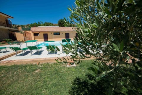Villa Sansivieri Bed and Breakfast in Agropoli
