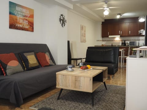 Diskover Pintor Gisbert Apartment in Alicante