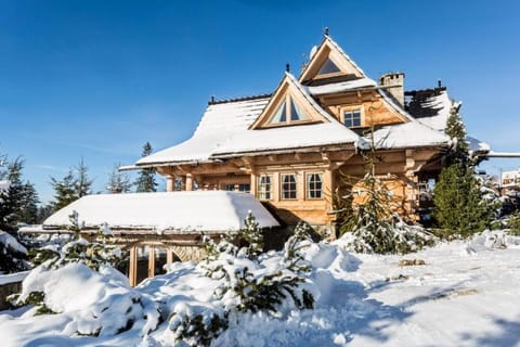 Property building, Winter