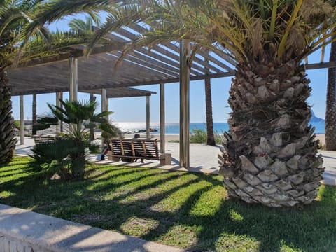 Nearby landmark, Off site, Day, Natural landscape, Beach, Autumn