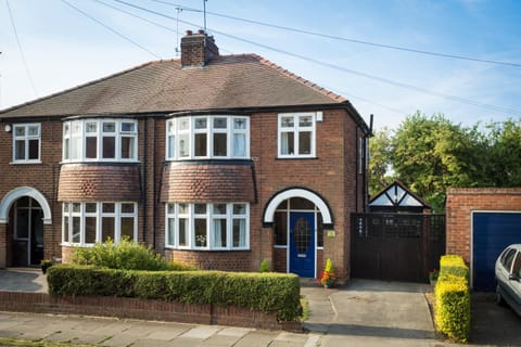 Property building, Street view