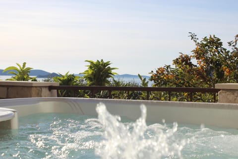 Hot Tub, Balcony/Terrace, Sea view