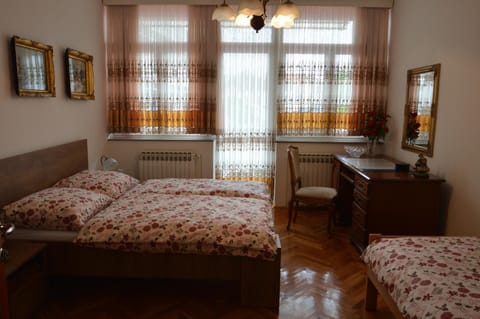 Apartment Sarah Apartment in Lika-Senj County
