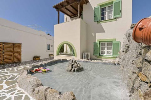 Property building, Patio