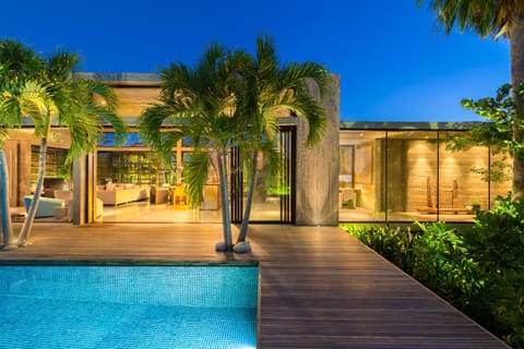 Night, Swimming pool